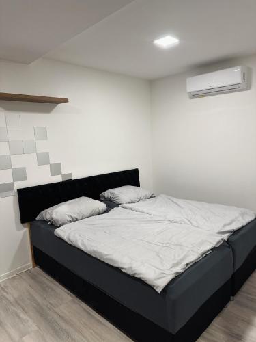 VIP Apartments