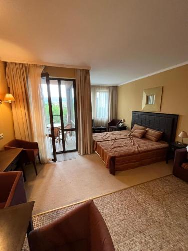 Hotel Barcelo Royal Beach in Sunny Beach