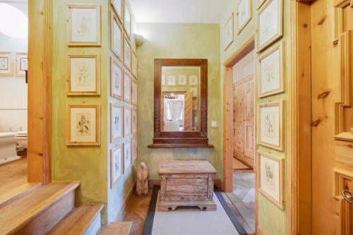 casa storica nel centro di Bever 4 camere in Bevers