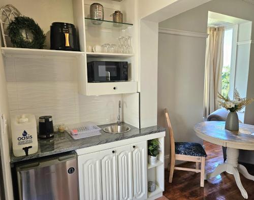 Stylish Self-Catering Suites at Ferndale House in Порт Алфред