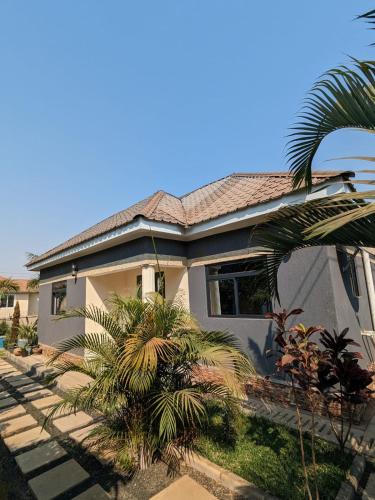 Vero's Executive apartment - image 5