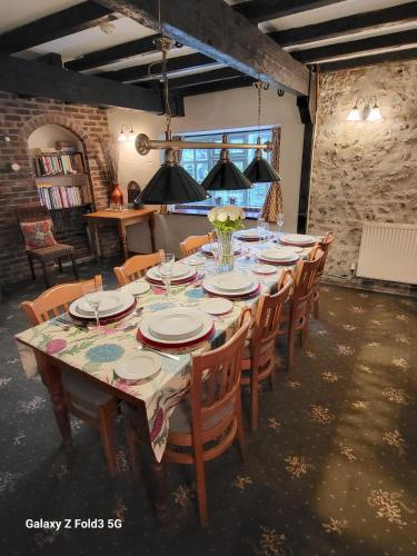Escape the Ordinary in Piddletrenthide