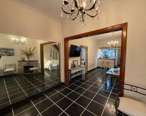 Chalet con Pileta Bandurrias - Mar del Plata in Barrio Parque Luro