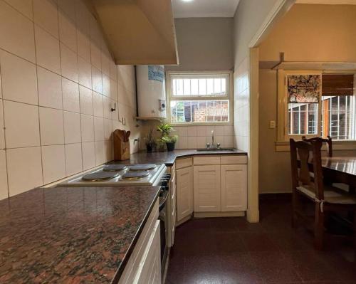 Cozinha, Chalet con Pileta Bandurrias - Mar del Plata in Barrio Parque Luro