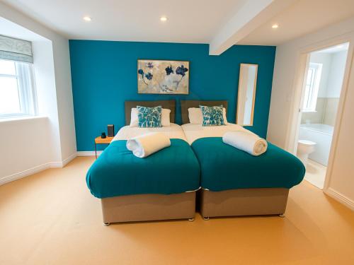 Detached Chester 5BR Contractor Stay Sleeps 9 in Pulford