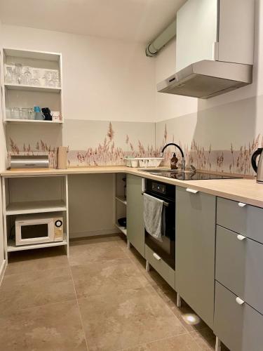 Küche, Moderne Wohnung nahe Hockenheimring für bis zu 8 Personen (Moderne Wohnung nahe Hockenheimring fur bis zu 8 Personen) in Hockenheim