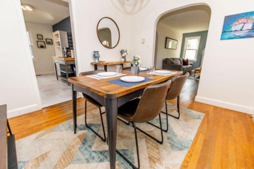 Tranquil 2BR Retreat Near Downtown Annapolis in 安納波利斯