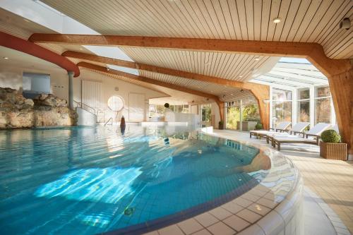 Piscina, Hotel Jagdhaus Wiese in Schmallenberg