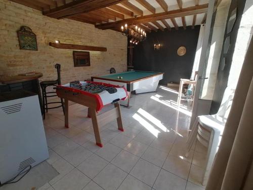 Love Room Le secret des fées (Love Room Le secret des fees) in Andryes