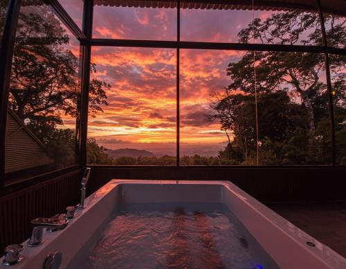 Sunset Vista Lodge,Monteverde,Costa Rica. in Puntarenas