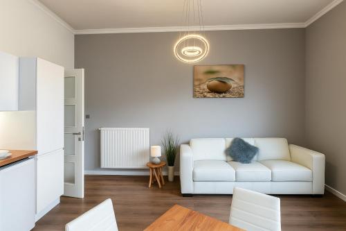 Luxurious Apartment with Balconies in DownTown BP 4