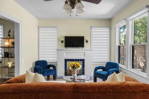 Retro Vibes & Zilker Views - Music House by Zilker in Austin, USA