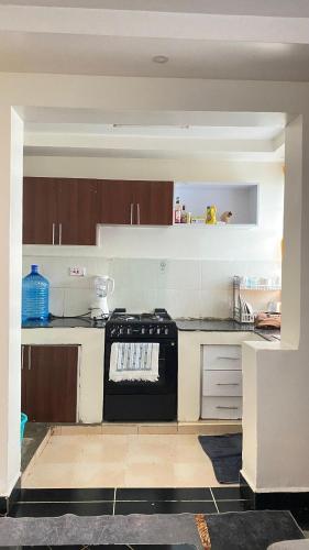 Sunrise apartment next to bullys hotel – khách sạn tại Thika