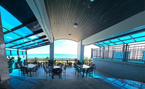 Зовнішній вигляд готелю, The Caye Hotel Caye Caulker in Кей Колкер