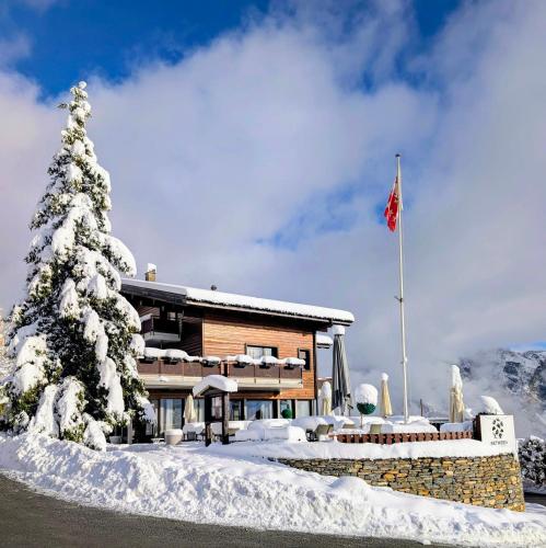 Guesthouse Hotel Between in Chamoson, Schweiz