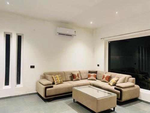 2 BHK Farmhouse Near Chandigarh & Mohali in Janetpur