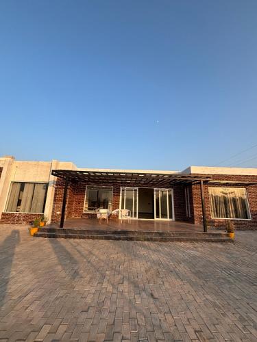 2 BHK Farmhouse Near Chandigarh & Mohali in Janetpur