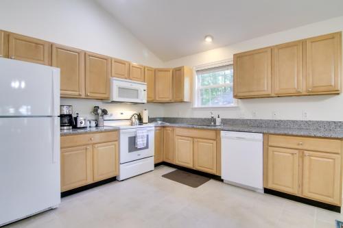 Pool, Trail Access! Dog-Friendly Ocean Pines Haven in Ocean Pines (MD)