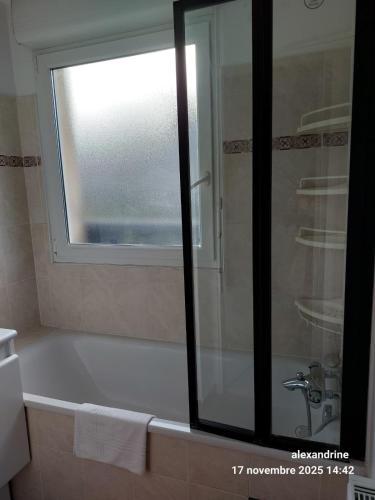 sweet home near disneyland in Montevrain