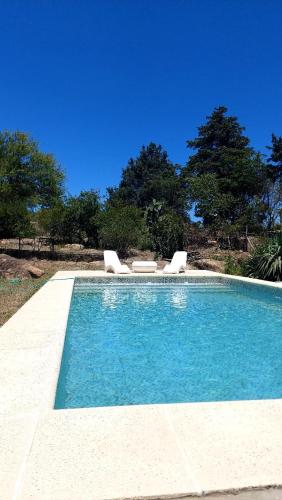 Skats, Casa con pileta en Cabalango - Sierras de Córdoba IG alquilervillacarlospaz (Casa con pileta en Cabalango - Sierras de Cordoba IG alquilervillacarlospaz) in Cabalango