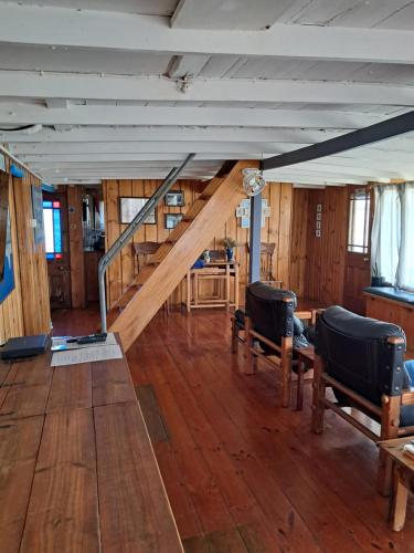 PS Federal Retreat Paddle Steamer Goolwa in Goolva