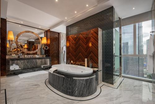 room detail thumbnail 2