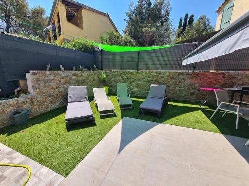 Joli T4 climatisé 3* avec jardin à Bormes-les-Mimosas - FR-1-610-117