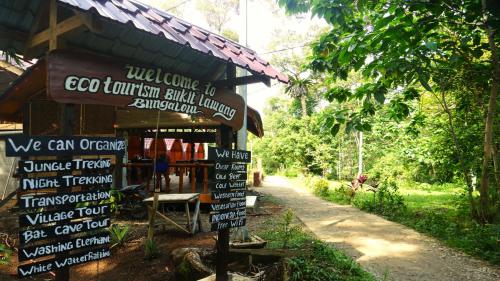 Facilities, Ecotourism Bukit Lawang Bungalow in Bukit Lawang