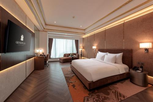 Grand Plaza Hotel Hanoi  in Hanoi