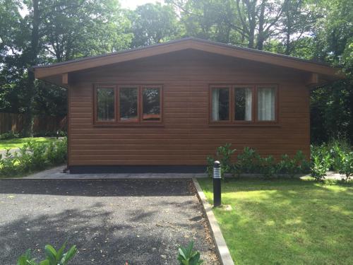 Shellow Lane Lodges