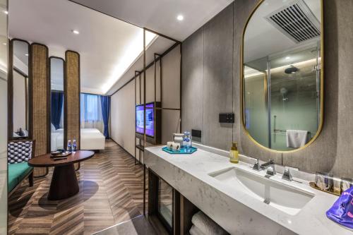 Manxin Hotel Suzhou Humble Administrator's - image 4