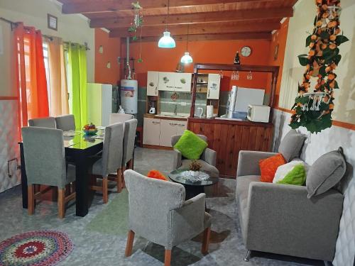 SANTANA House