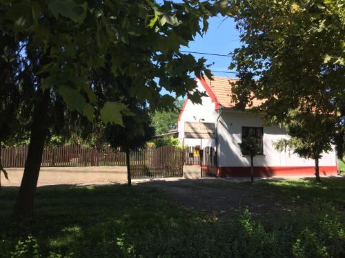  Csipkés Vendégház in Hajdúnánás