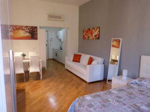 Deluxe Apartment image 10