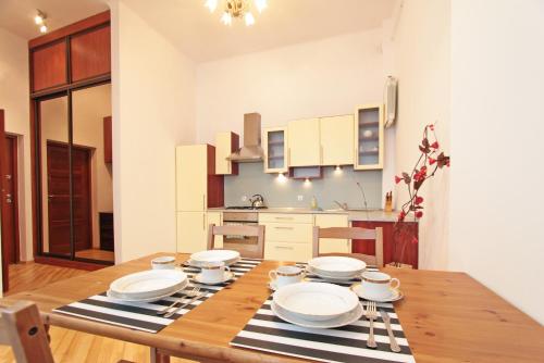 Warsaw City Apartments