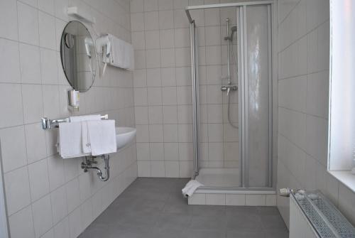 Hotel Gluck Auf & Burgerkeller 253m von Bad Grund entfernt