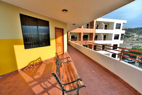 Vista exterior, Hotel La Aldea in Atacames