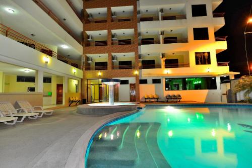 Piscina, Hotel La Aldea in Atacames