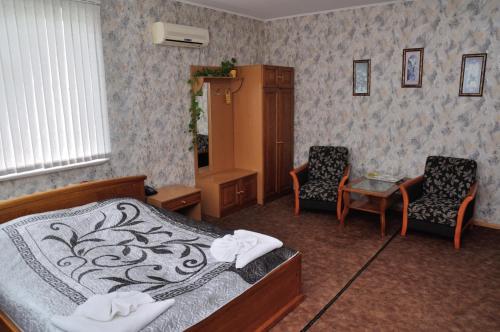 Zolota Pidkova in Volya-Kovel's'ka