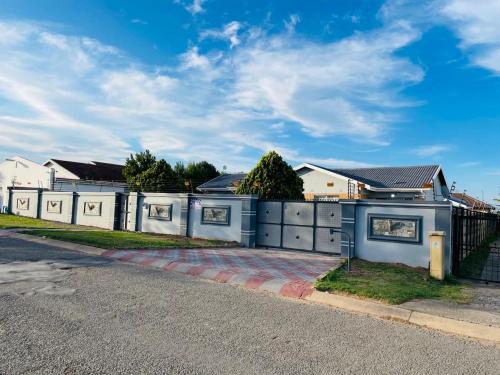 Flamingo B and B in Mthatha