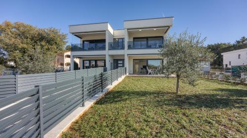 Apartment Adria 3 by Villas Guide in Borik