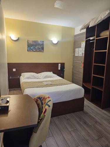 Massilia hôtel - image 6