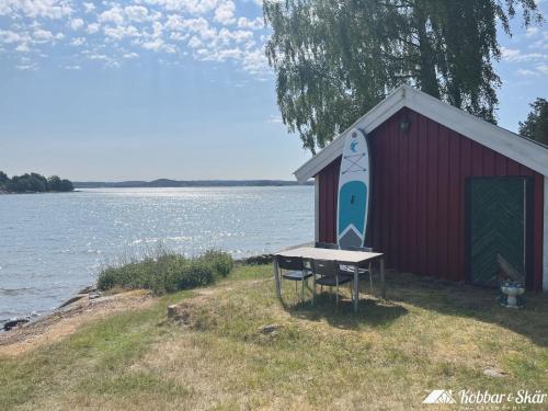 Iekārtas, Dog-friendly cottage with boat & private jetty at Tjörn SE09170 (Dog-friendly cottage with boat & private jetty at Tjorn SE09170) in Höviksnäs