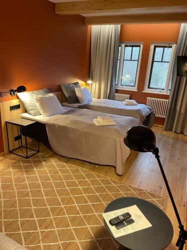 1 sofa bed
