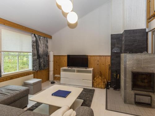 Holiday Home Parintie 3 d 21 by Interhome in Yllasjarvi