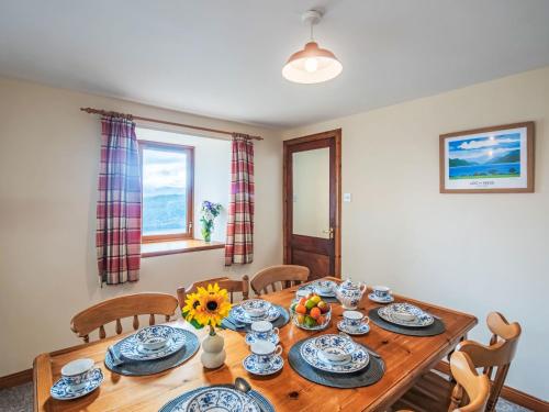 Holiday Home Wester Bunloit by Interhome in Inverfarigaig
