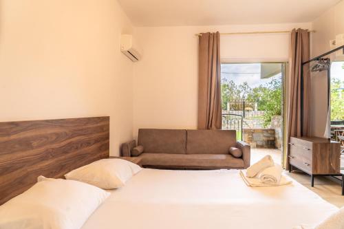 Villa Nefeli Skiathos in Koukounaries Beach