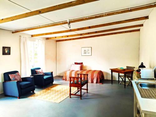 Sleeps 3