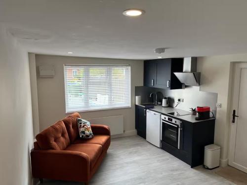 River Studio Sleeps 2 with Parking & Dog Friendly – khách sạn tại Warsash