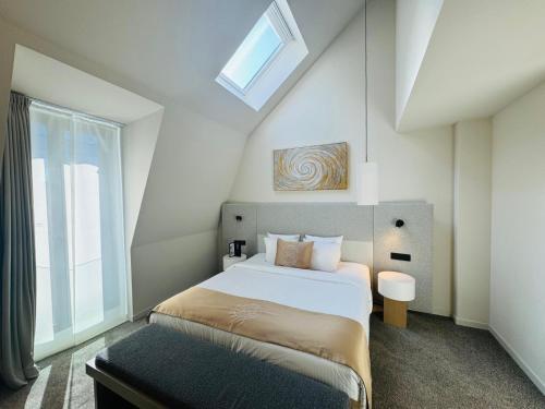 OPO Hotel Room Type - Deluxe Room